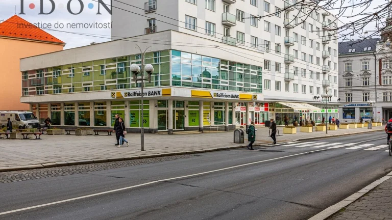 Prodej komerční nemovitosti Opava, Horní náměstí, centrum Op