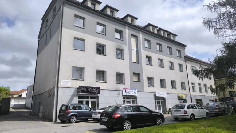 Pronájem kanceláře, 86 m2 - Žďár nad Sázavou 1, ev.č. 00546