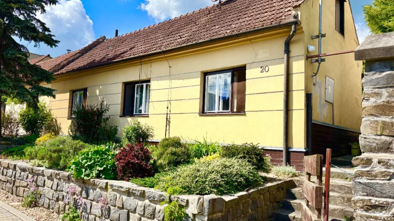 Prodej domu 65 m² s pozemkem 642 m²