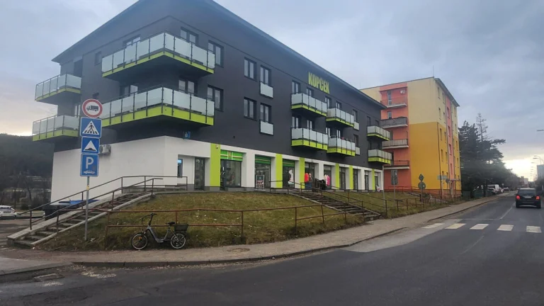 Moderný 2-izbový byt s balkónom na prenájom – Svit
