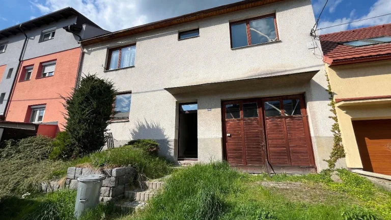 Dům Novém Městě na Moravě 120m2, garáž, sklep