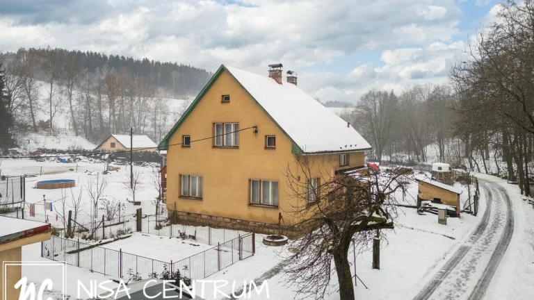 Prodej rodinného domu 220 m2 - Stará Paka - Roškopov