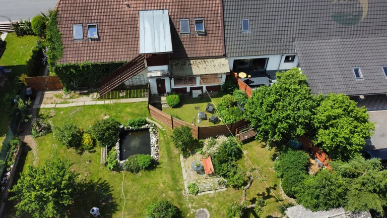 Rodinný dům Hrádek u Sušice se třemi bytovými jednotkami o p