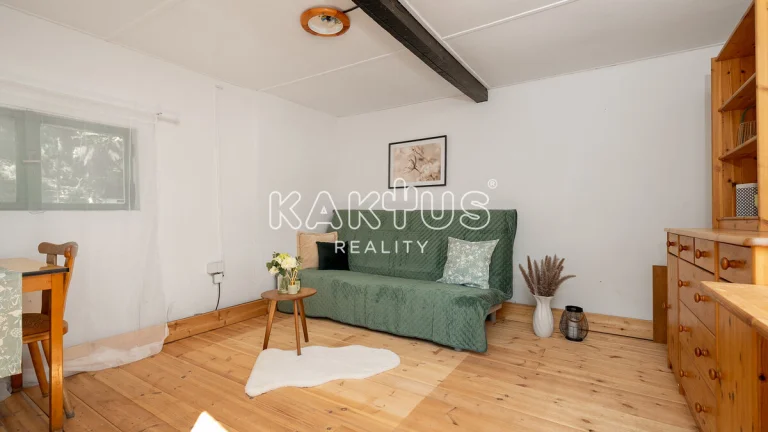 Prodej zahrady (382 m2) s chatkou (17 m2) na krásném místě u