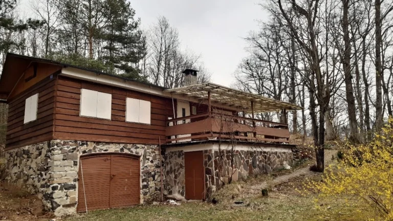 Záhradná chata v peknom prostredí v blízkosti Košíc