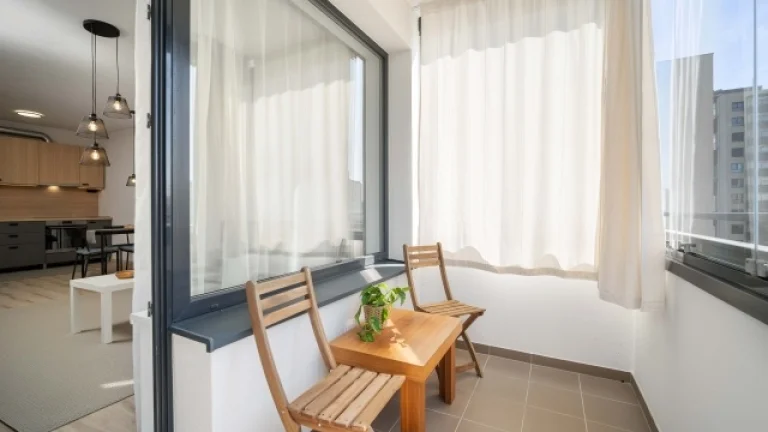 Rínok Rača nová garsónka 40m2 + balkón, s parkovaním