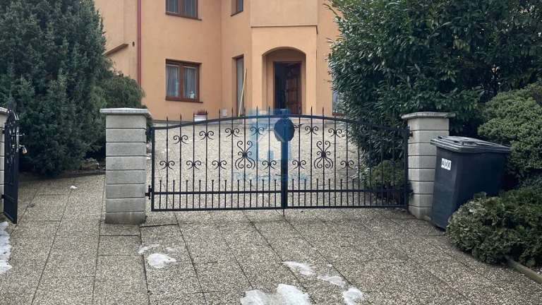 Pronájem bytu 2+kk, Praha 9 Hloubětín, ulice Hostavická, 30
