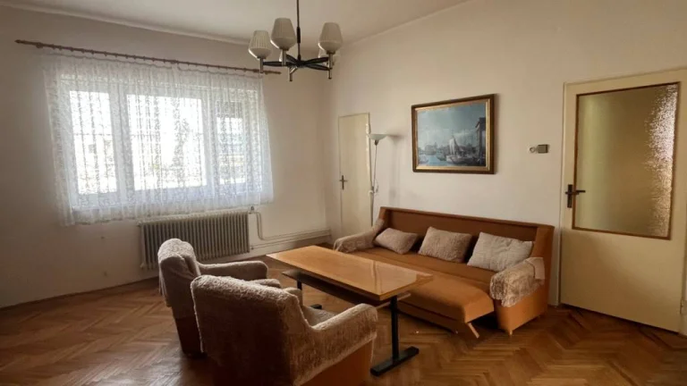 Predaj rodinného domu vo vyhľadávanej lokalite, Komárno