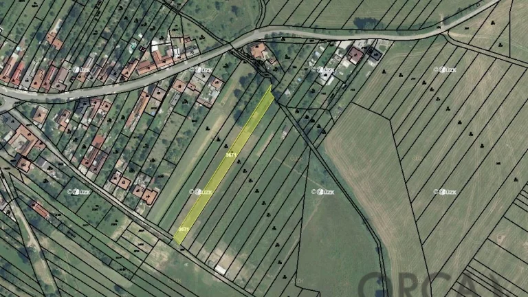 Spoluvlastnický podíl 558 m2 na pozemku v k.ú. Bystřice pod