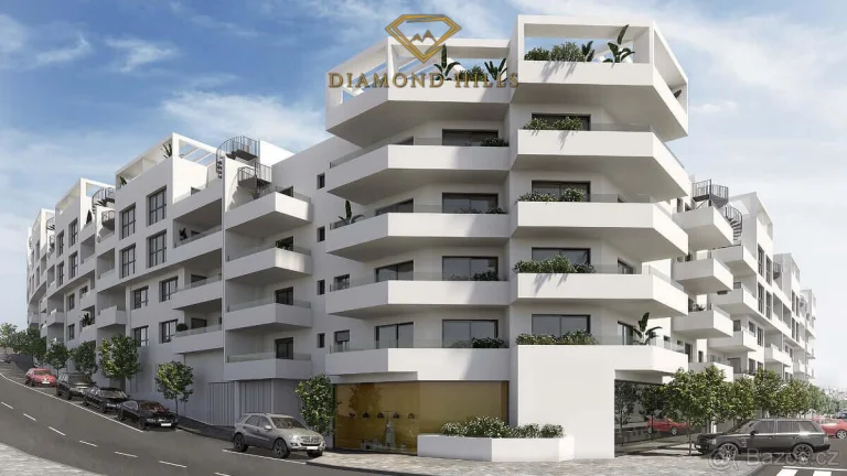 Prodej bytu 3+kk 127 m², Estepona