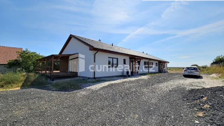RD 5+kk, Hradecko_Kralovice, 148 m2