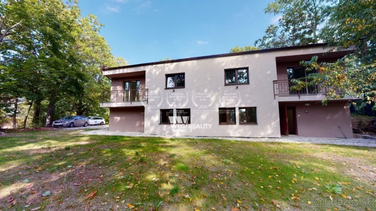 VEĽKÝ RODINNÝ DOM PO REKONŠTRKCIÍ HARMÓNIA