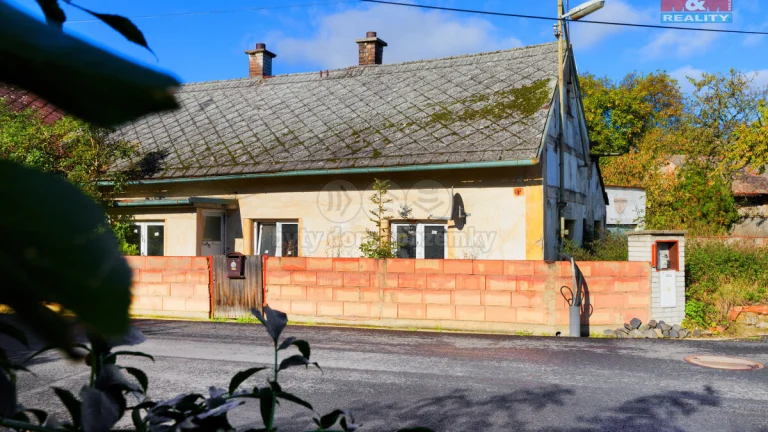 Prodej rodinného domu, 47m², Lkáň