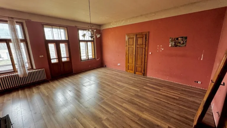 Prodej 6 bytových jednotek 362 m2, obec Hrobce, okr. Litoměř