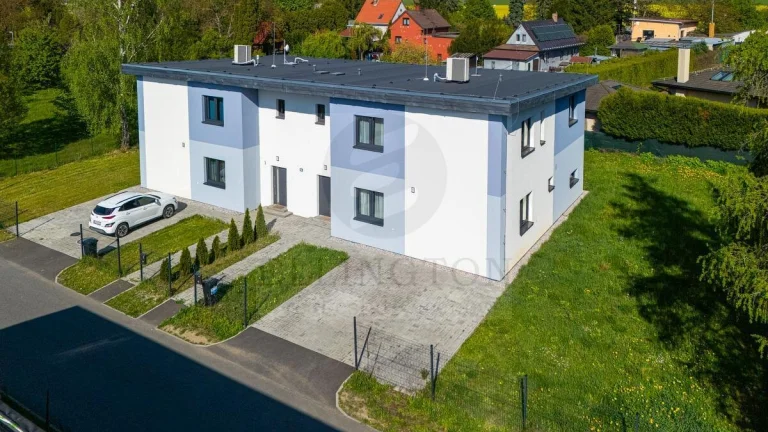 5+kk, 226m2, Ohrobec