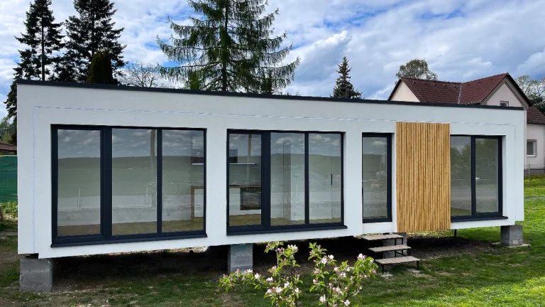 Moderní přemístitelný tiny house 2+kk