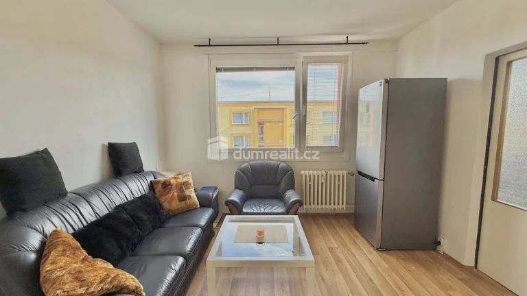 Pronájem útulného bytu 1+1 v Chlumci