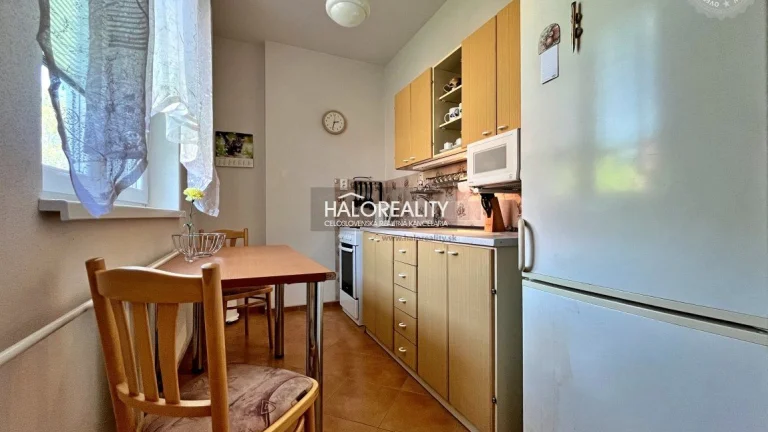 HALO reality - Predaj, trojizbový byt Levice, po čiastočnej