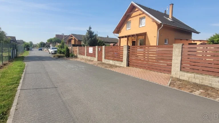 Rodinný dům 3+1, pozemek 837m², Staré Ouholice