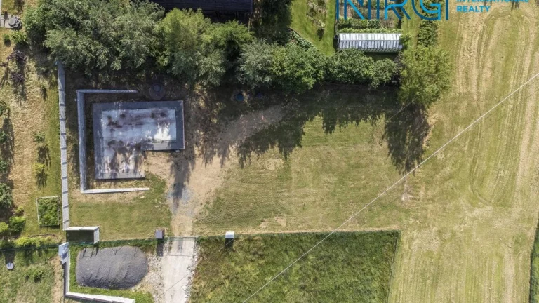 Prodej stavebního pozemku se základovou deskou, pozemek 1 24
