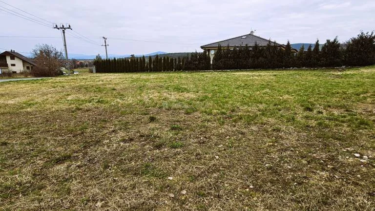 KH-765, Predaj pozemok 1066 m2, všetky IS, Šemša, Košice - o