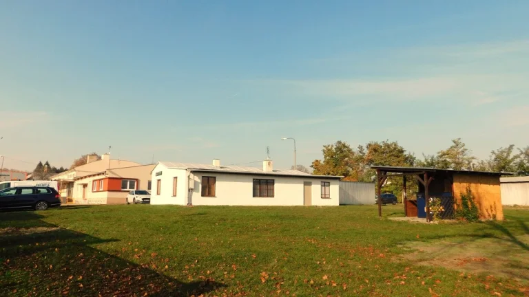 Znojmo , pronájem komerční pozemek, 600 m2, - komerce