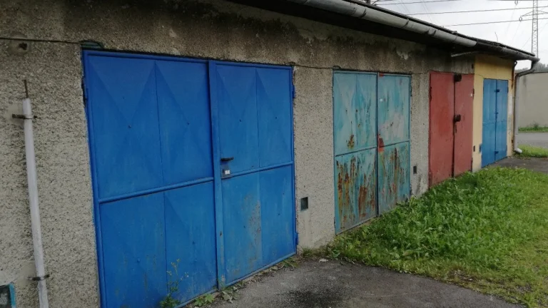 Pronájem dvojgaráže 36m2 - Ostrava Nová Ves, Bartošova