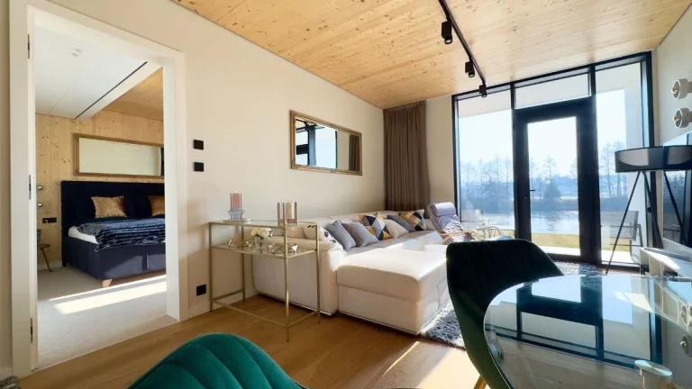 LUXUSNÝ 2 IZBOVÝ BYT S TERASAMI V PENATI GOLF RESORT, ŠAJDÍK