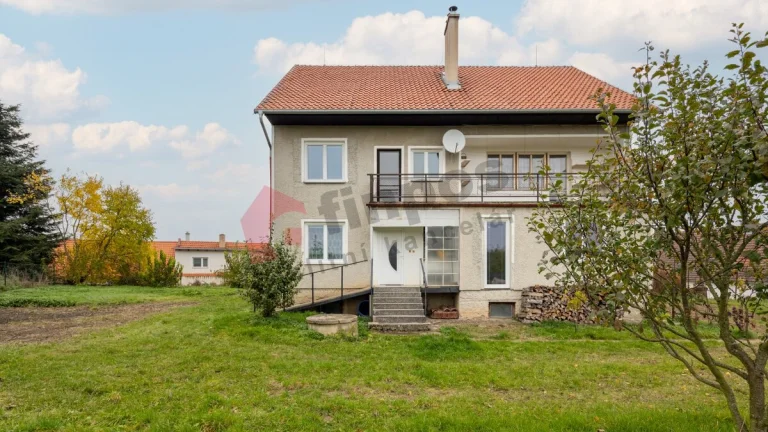 Prodej vícegeneračního rodinného domu v Hradišti u Vlašimi