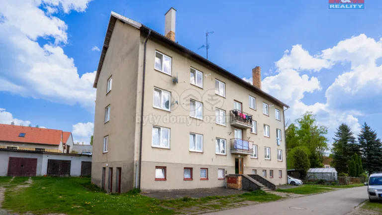 Prodej bytu 4+1,78 m2, Lodhéřov