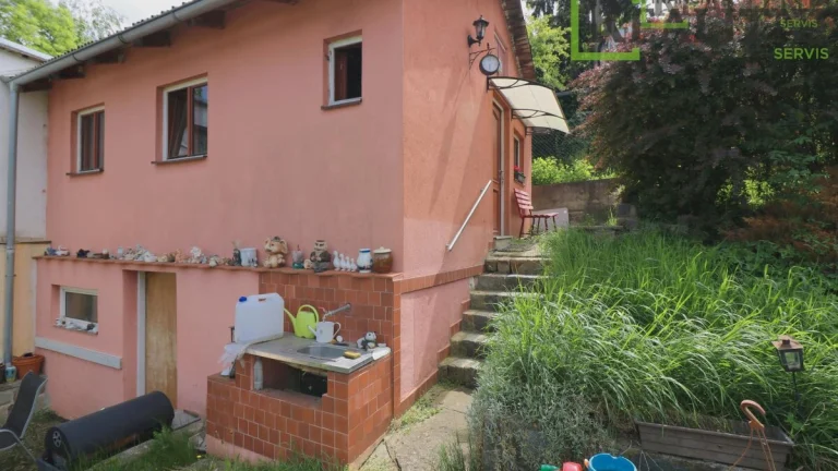 Prodej chaty v žádané lokalitě Prahy 6.