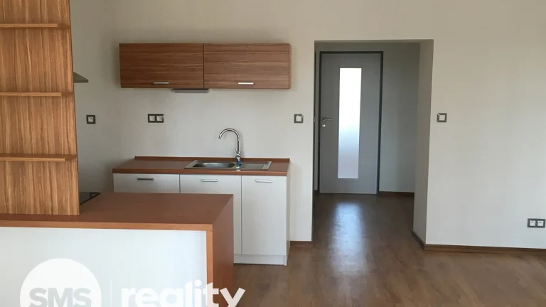 Pronájem bytu 2+kk, 47 m², Opava – blízko centra, se zahrado