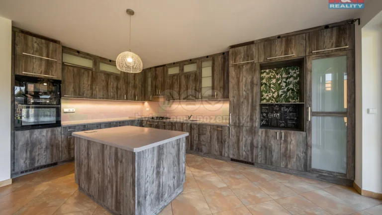 Prodej rodinného domu, 180 m², Syrovice