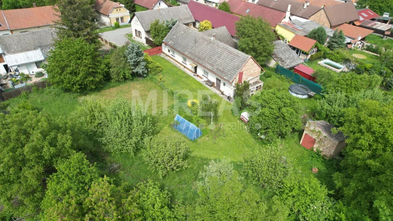Dymokury, prodej RD 2+1 na pozemku 1210 m2, okr. Nymburk