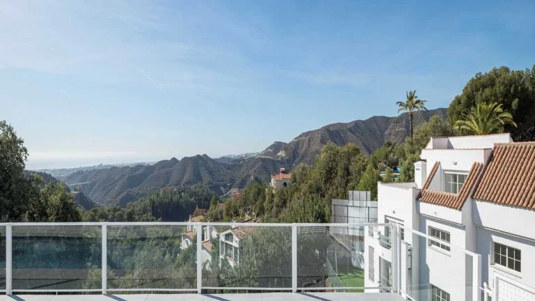 MARBELLA: výhled na moře, příroda, klid