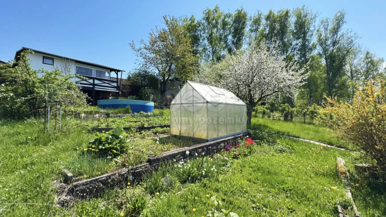 Prodej zahrady, 406 m², Sadov