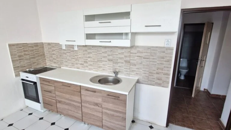 Pronájem bytu 3+1, po porekonstrukci, 80 m2, Liberec - Růžod