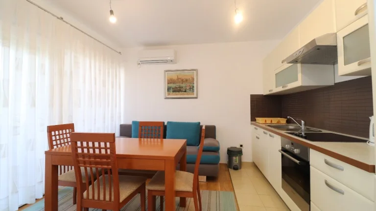 ☀Vodice(HR)- 3-izbový byt, 1. poschodie, výnimočná poloha☀