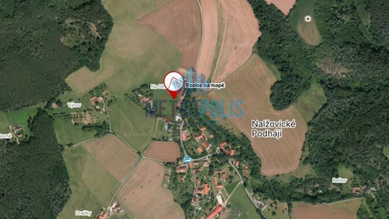 Prodej prostorného pozemku v malebné obci Nalžovické Podhájí