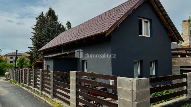 Rodinný dům 5kk v obci Miletín u Onomyšle