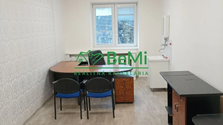 Kancelárie v centre Bardejova na prenájom