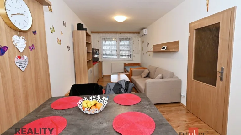Prodej, byty/2+kk, 67 m2, U Dráhy 413/9, 66449 Ostopovice, B