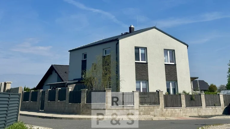 Prodej rodinné domy, 162 m2 + 713 m2 pozemek, Brandýsek - Kl