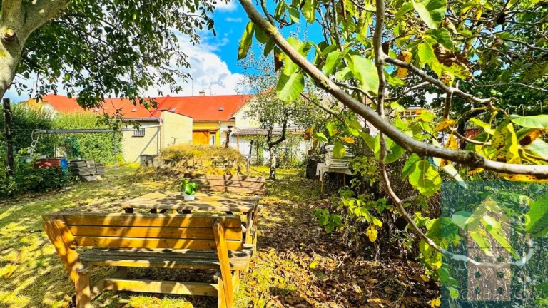 Prodej bytu 3+1, OV, Chropyně, s možností zahrádky a garáže