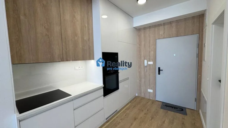 Prenájom NOVOSTAVBA FIM moderný byt 49 m2 + terasa 53 m2 PB