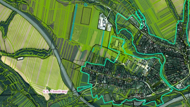 Predám 8222 m² m² ornej pôdy v obci Chmiňany