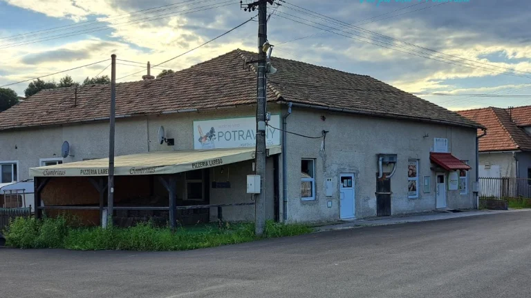 prevádzka pizzerie a predajňa potravín v obci Pitelová, pri