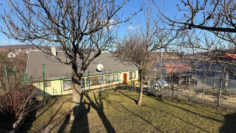 PREDAJ - RODINNÝ DOM - MALÁ LEHOTA