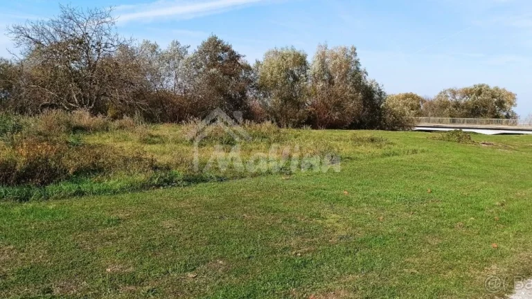 Pozemok pre podnikateľské účely 3576 m² Rybany