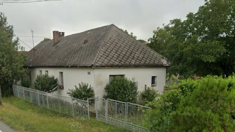 Stavebny pozemok a rodinný dom v obci Tibava